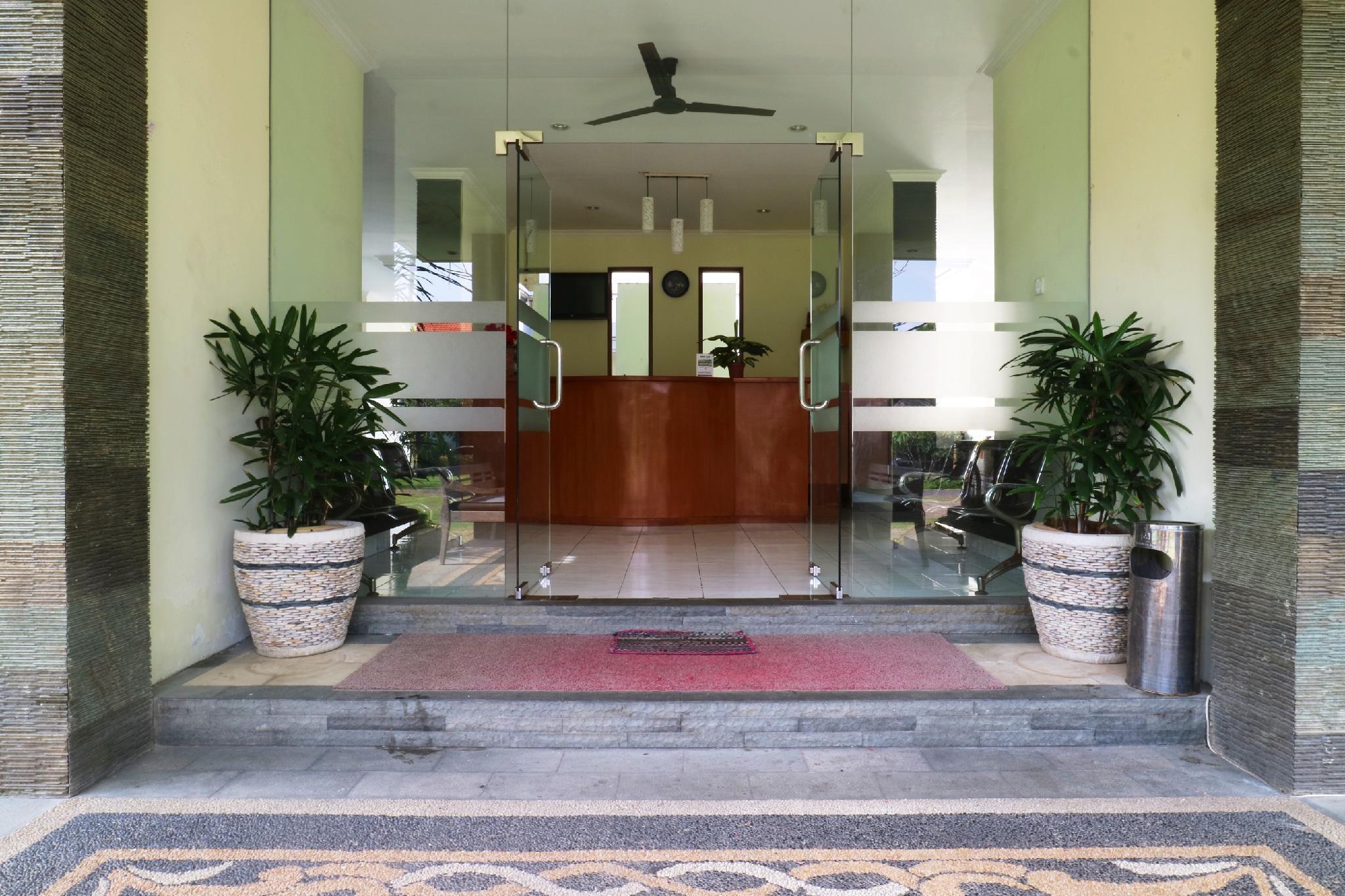 Teges Inn Kuta Kuta  Exterior photo