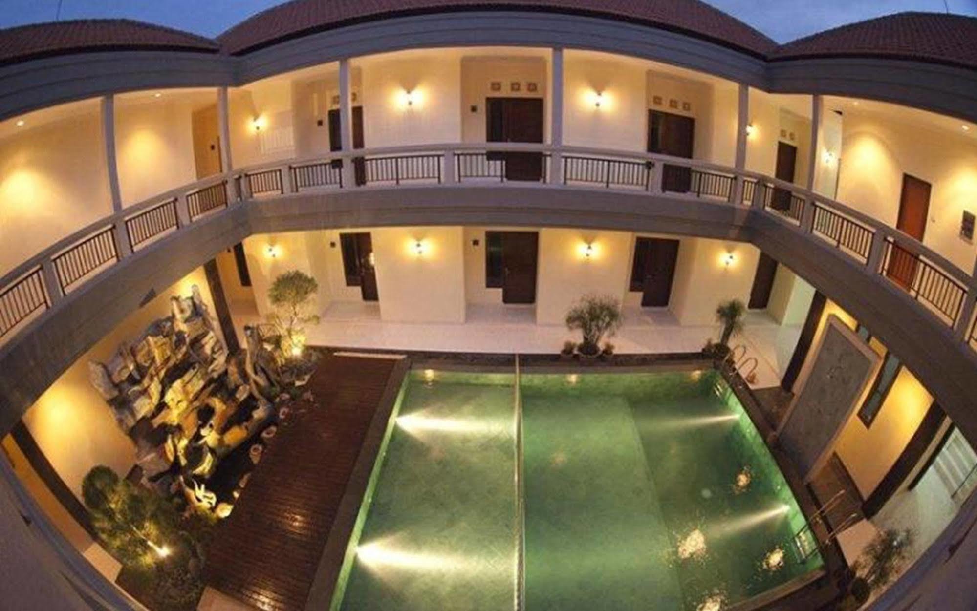 Teges Inn Kuta Kuta  Exterior photo